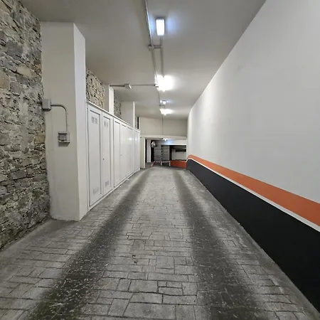 El Neru Del Marques - Plaza Garaje Gratuita - Vut5160as *